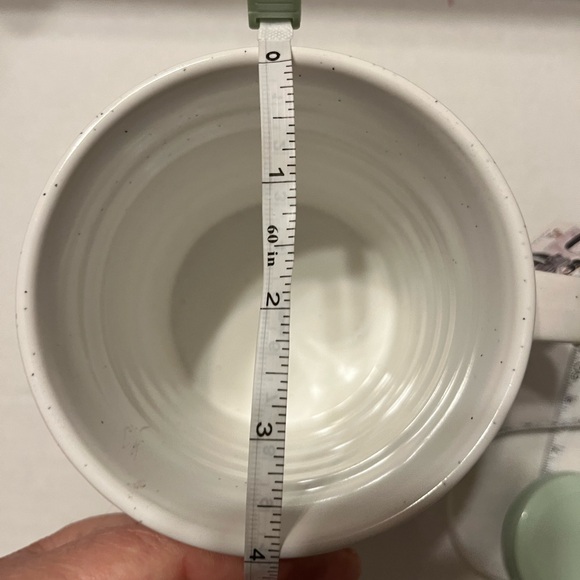 Designer inspired ceramic mug NWT  white with designer names - Picture 5 of 6